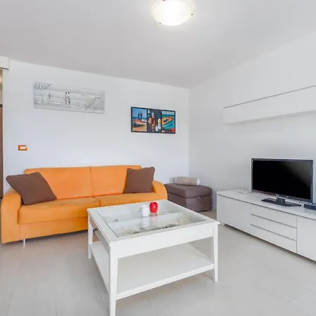 Ferienwohnung Mara Premium Direkt In Poreczentrum 公寓